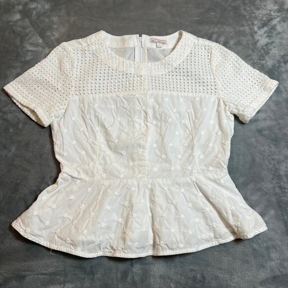 Gap Crewneck Short Sleeve Peplum Blouse Size 00 Floral Embroidery Eyelet Lace - Picture 1 of 9